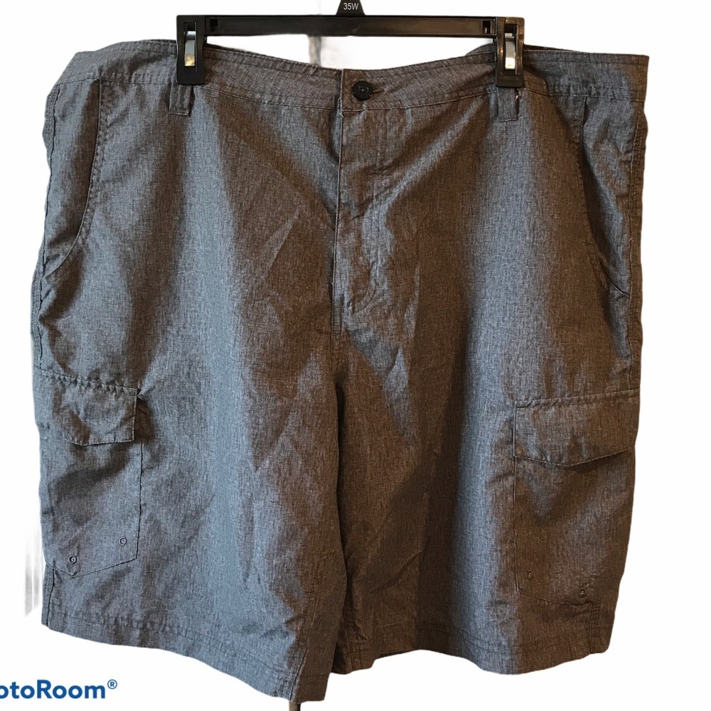 Magellan Cargo Shorts 42 Grey Excellent Water Repellent Hiking Fishing Utility
